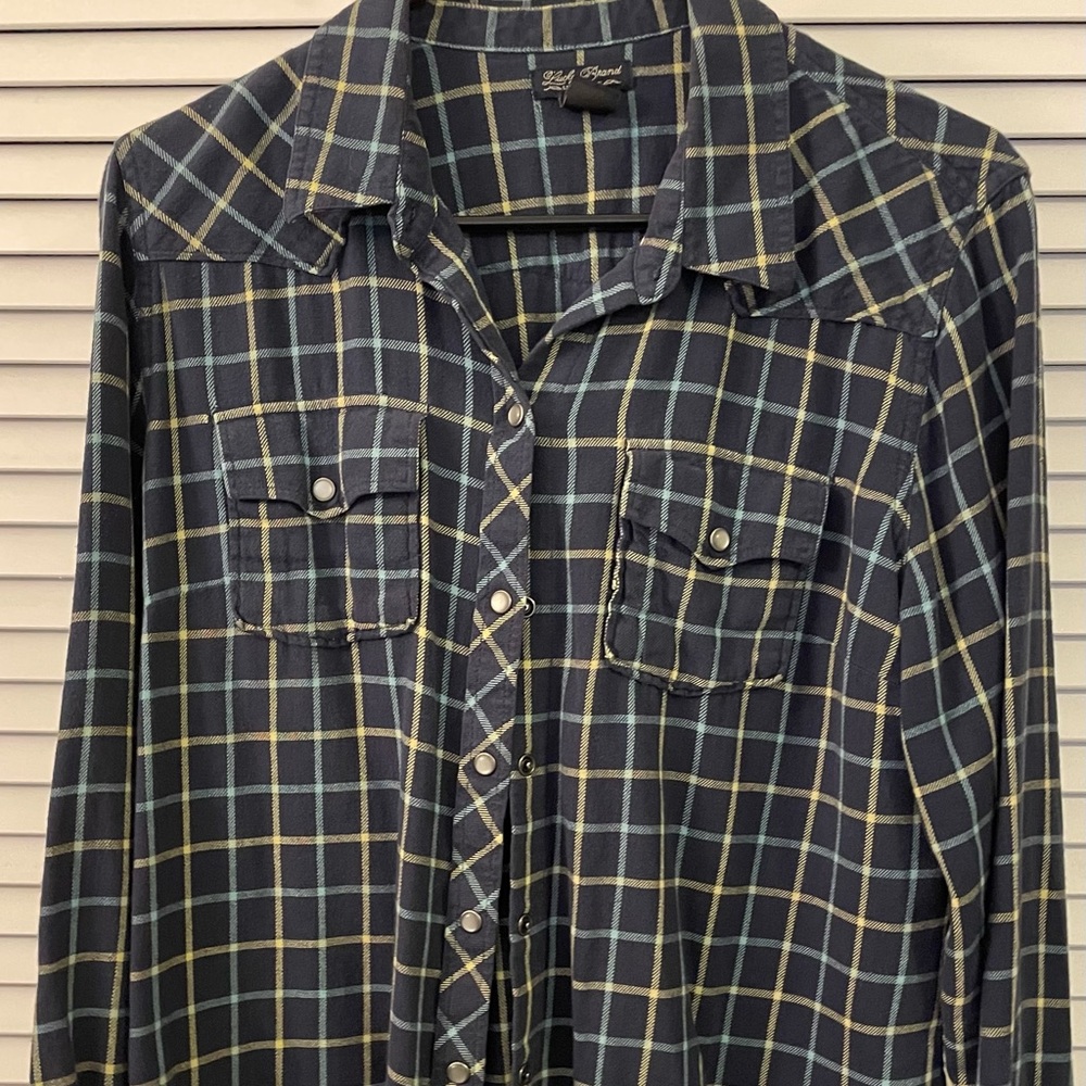 Good condition Lucky Brand Women’s  Navy Blue Flannel, Size L.